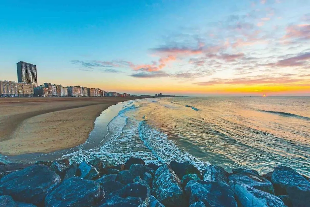 Apartment Prachtige Studio In Oostende Met Verwarmd Zwembad Belgium