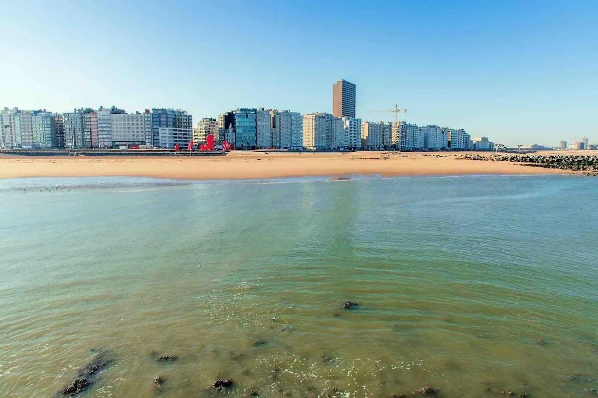 Prachtige Studio In Oostende Met Verwarmd Zwembad Apartment