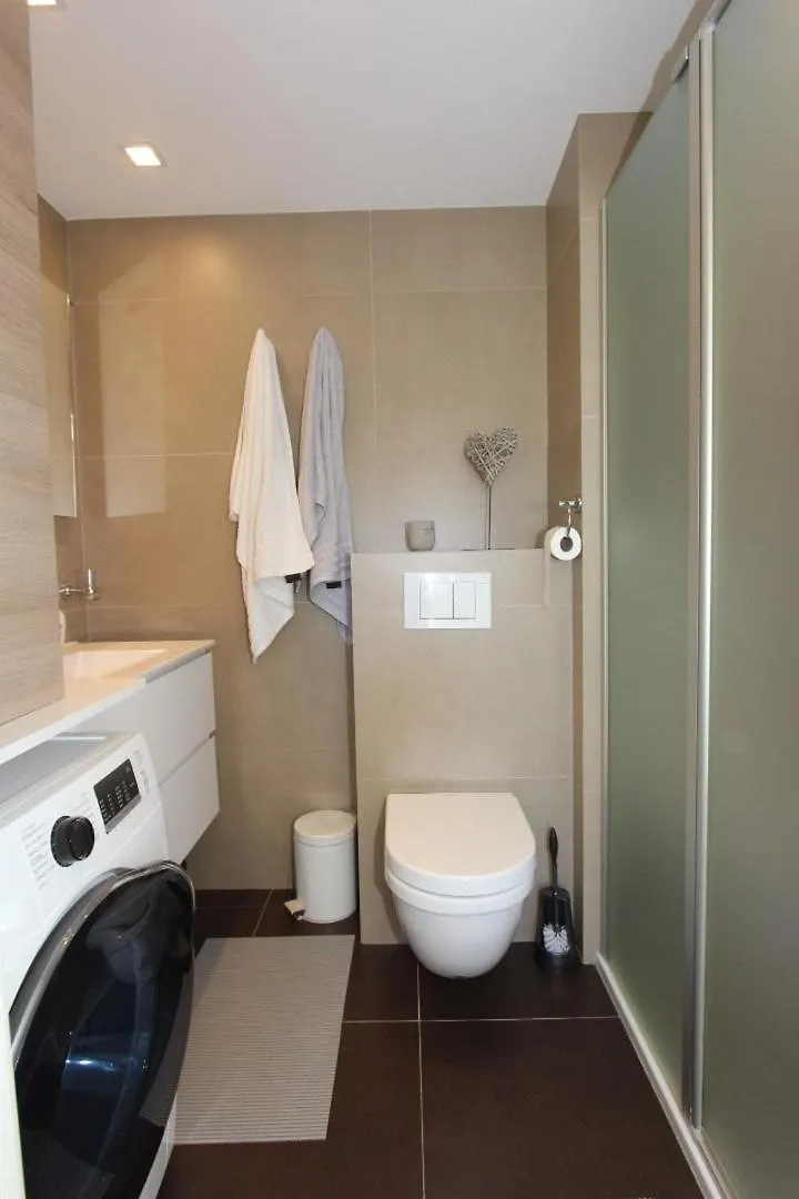 Apartment Prachtige Studio In Oostende Met Verwarmd Zwembad