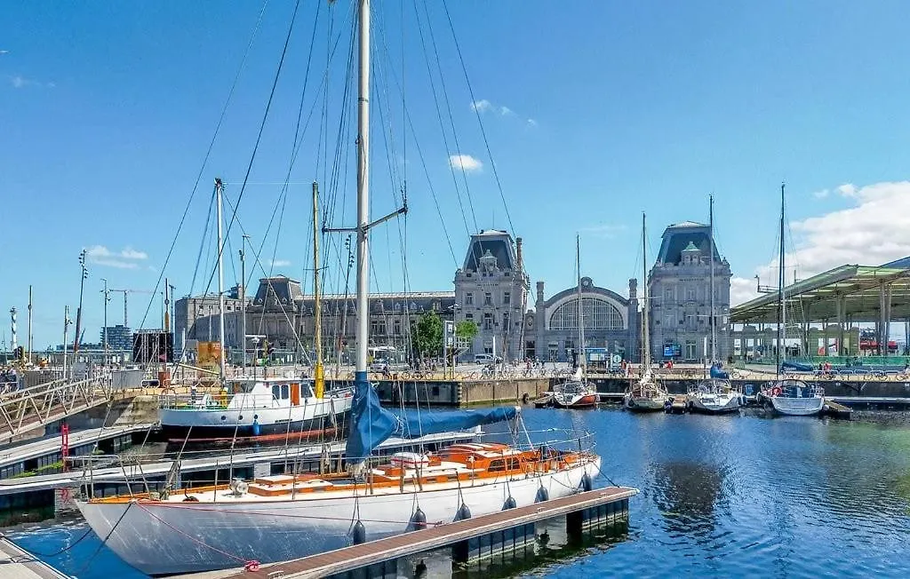Prachtige Studio In Oostende Met Verwarmd Zwembad 0*, Ostend Belgium